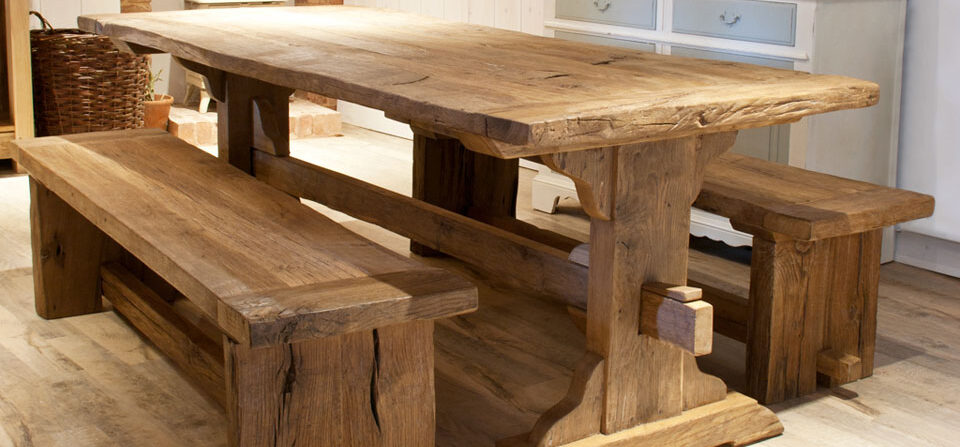 Μοναστηριακά Τραπέζια